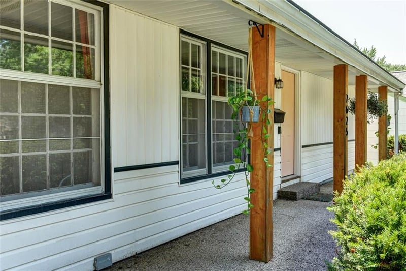 7625 Locust St, Kansas City, MO 64131