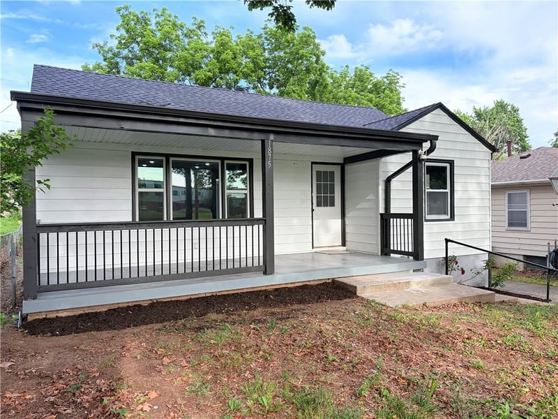 1875 33rd St, Kansas City, KS 66104