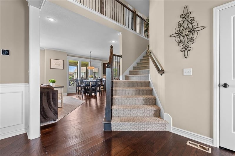 1218 Becket Ct, Raymore, MO 64083