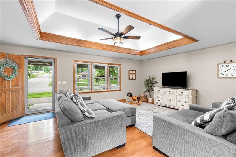 707 Dean St, Richmond, MO 64085