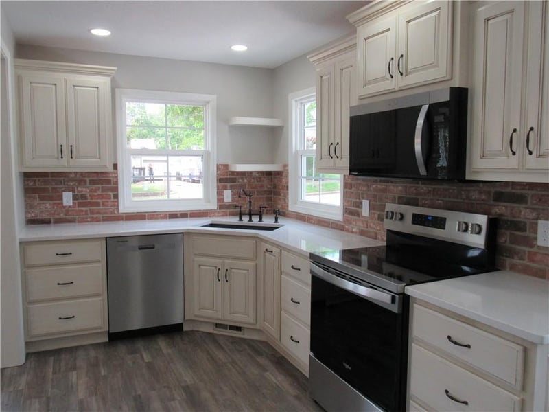 1000 E Pearl St, Harrisonville, MO 64701