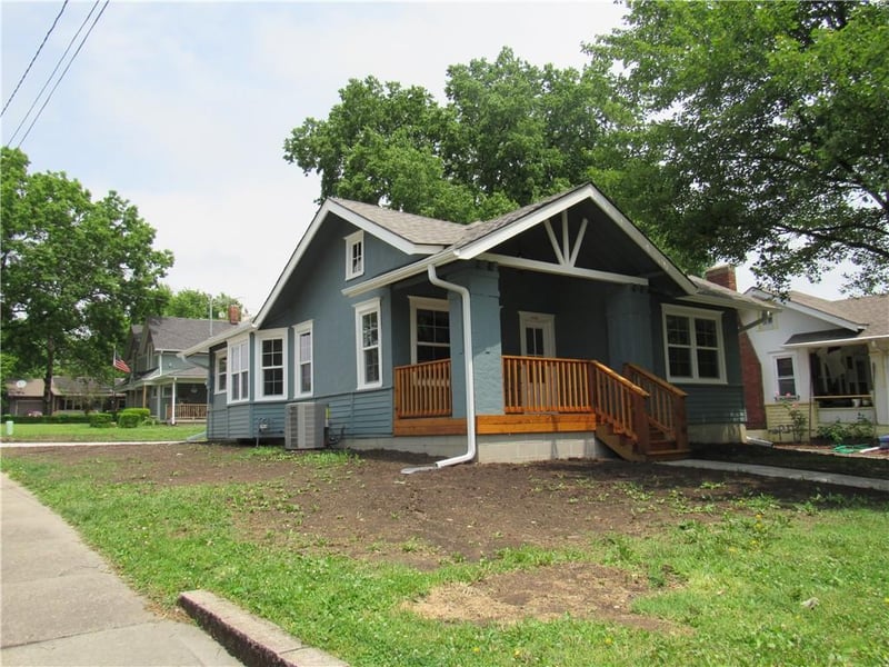 1000 E Pearl St, Harrisonville, MO 64701