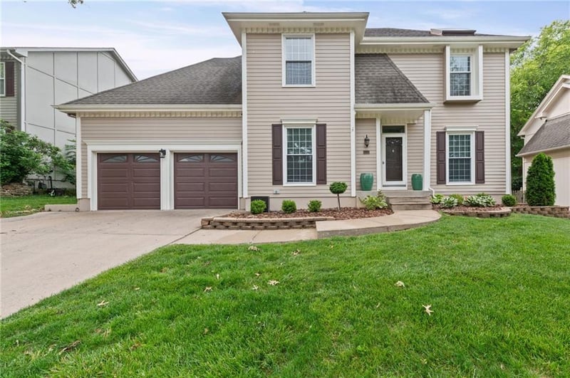 5211 W 156th St, Overland Park, KS 66224