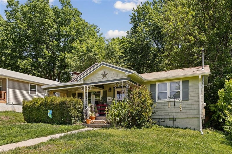947 Washington St, Independence, MO 64050