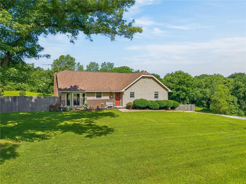 13016 Spring Rd, Liberty, MO 64068