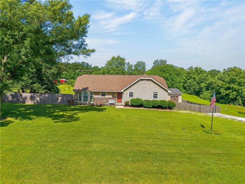 13016 Spring Rd, Liberty, MO 64068