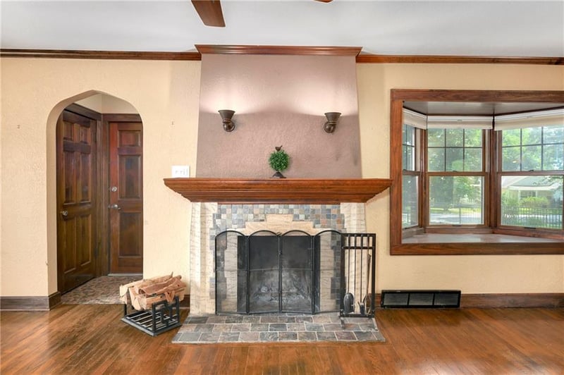 1500 Broadway St, Leavenworth, KS 66048