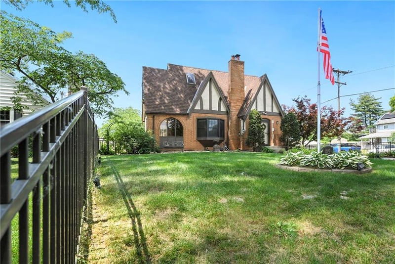 1500 Broadway St, Leavenworth, KS 66048