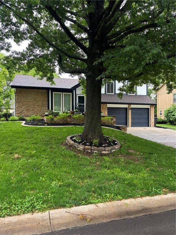 3507 Logwood Ct, Lee's Summit, MO 64064