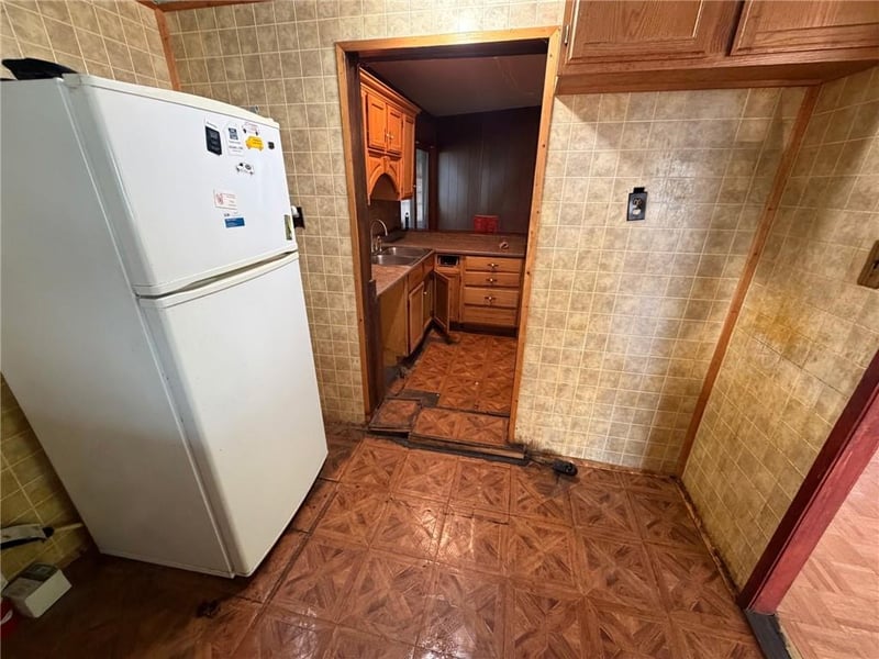 4417 Oak Trafficway, Kansas City, MO 64116