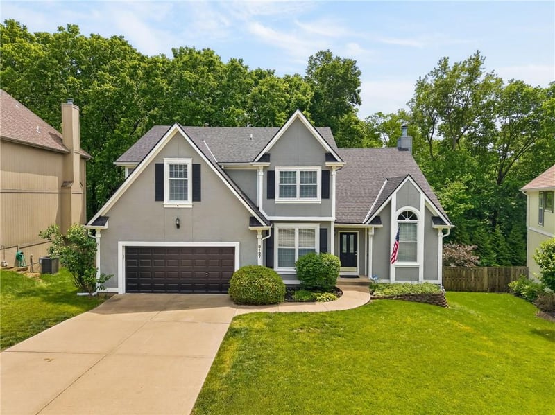 9127 NW 86 Ct, Kansas City, MO 64153