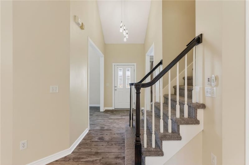 9127 NW 86 Ct, Kansas City, MO 64153
