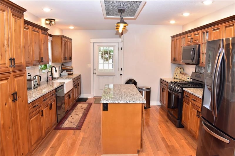 703 Cedar St, Ottawa, KS 66067