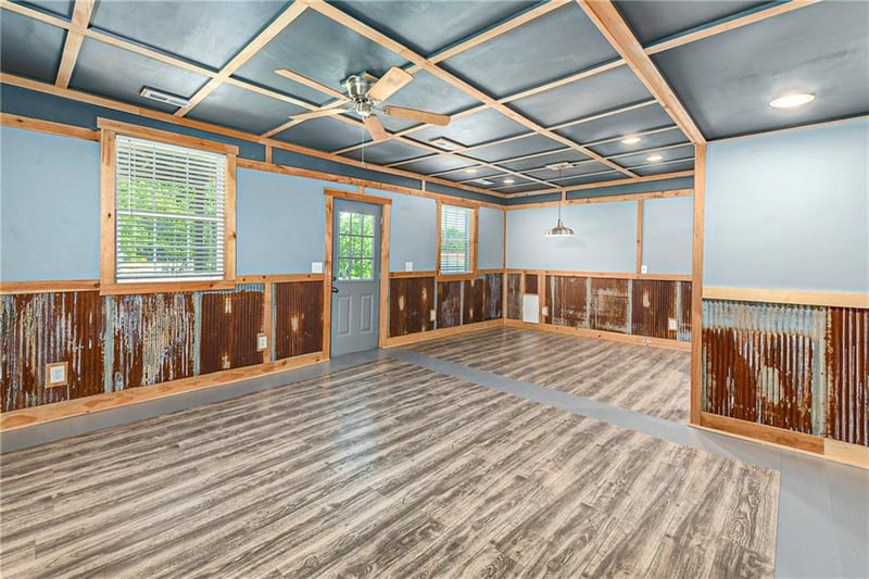 1001 Laurel St, Pleasanton, KS 66075