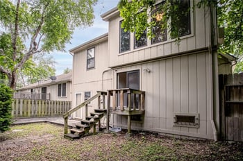 4625 Bell St, Kansas City, MO 64112