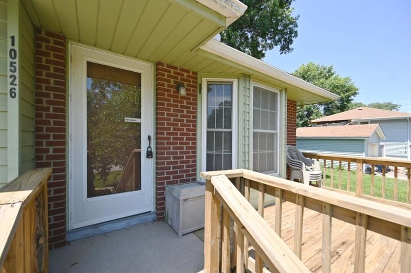 10526 Walnut St, Kansas City, MO 64155