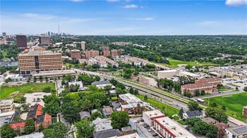 5038 Walnut St, Kansas City, MO 64112