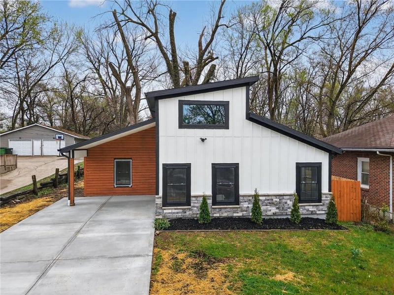 1215 South Ave, Independence, MO 64050