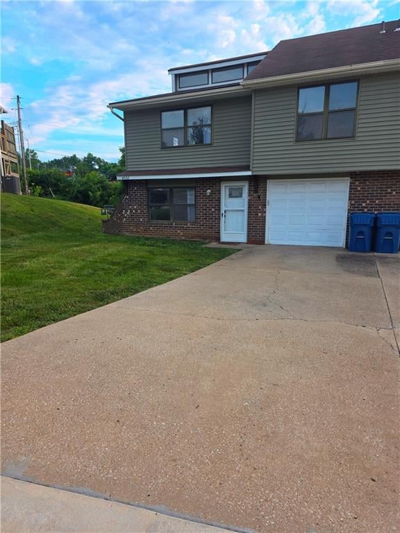 4552 Saville Ct, Independence, MO 64055