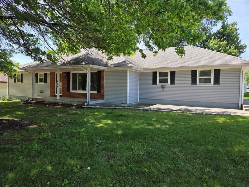 914 Fairlane Dr, Chillicothe, MO 64601