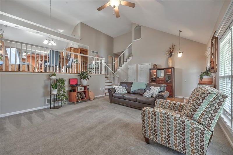 4605 105th St, Kansas City, MO 64156