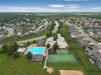 4605 NE 105th St, Kansas City, MO 64156