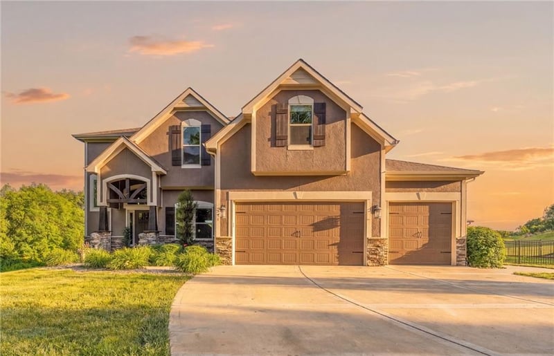 9209 NE 127th St, Liberty, MO 64068