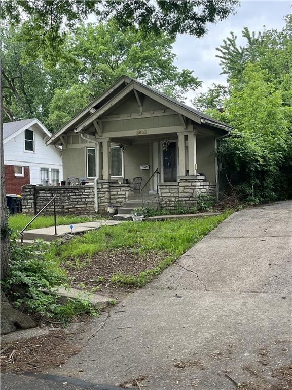 5808 Garfield Ave, Kansas City, MO 64130