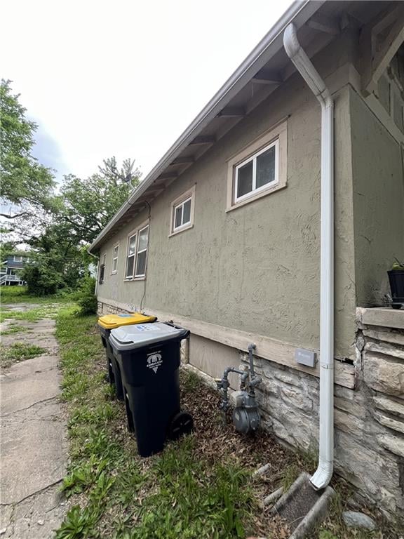 5808 Garfield Ave, Kansas City, MO 64130