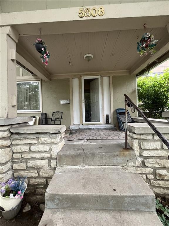 5808 Garfield Ave, Kansas City, MO 64130