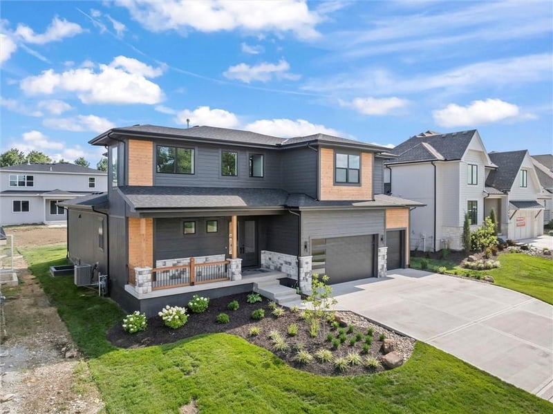 12403 183rd Ter, Overland Park, KS 66013