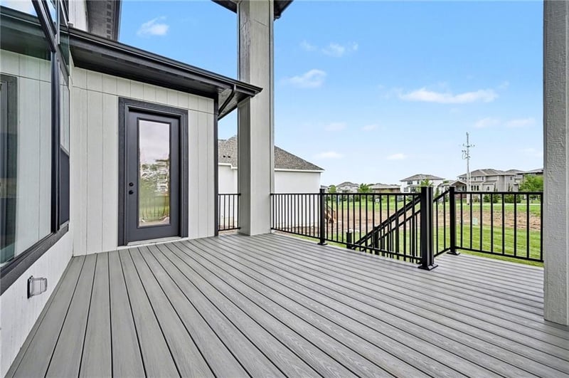12502 183rd Ter, Overland Park, KS 66013