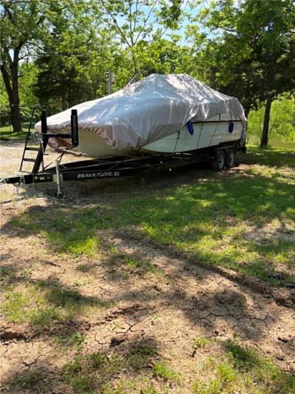 54 Bear Dr, Mound City, KS 66056