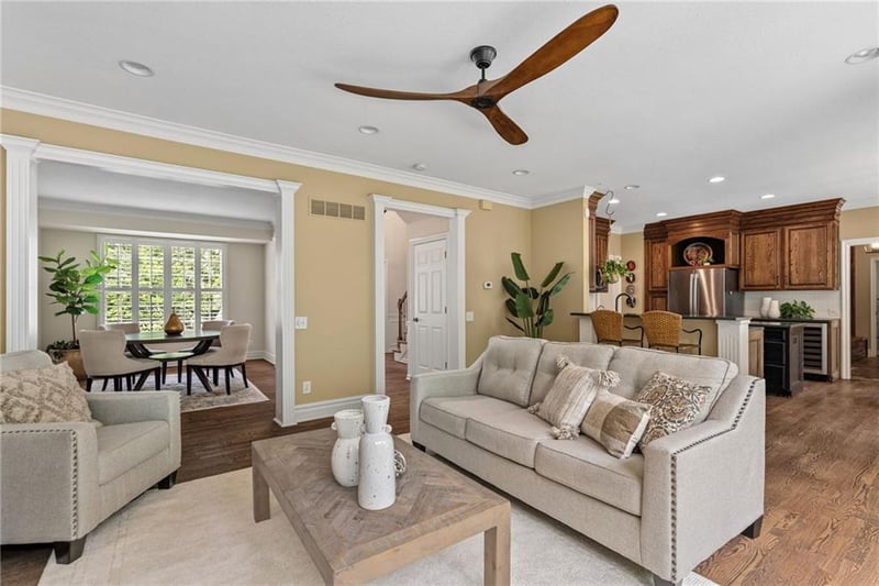 12463 Rosehill St, Overland Park, KS 66213