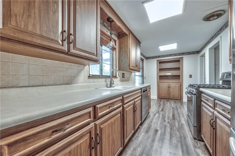 9316 80th St, Overland Park, KS 66204