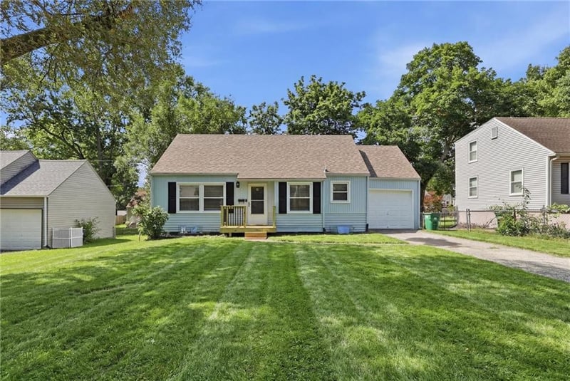 5311 50th Ter, Roeland Park, KS 66205