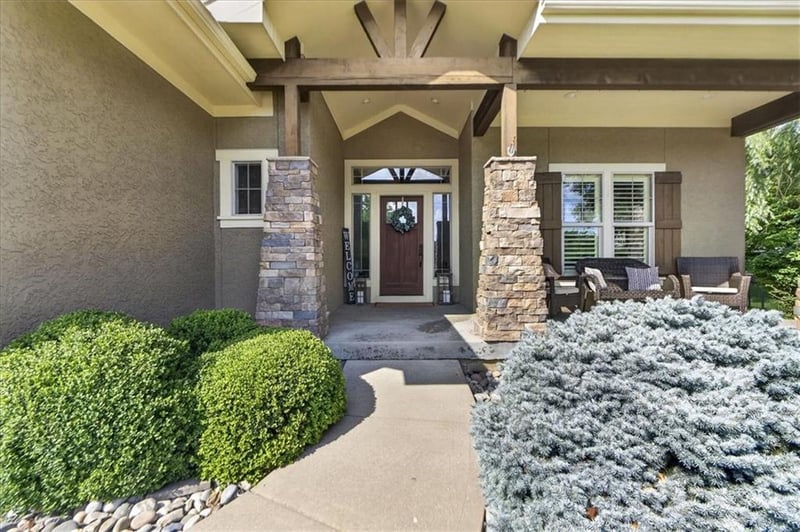 15933 Ballentine St, Overland Park, KS 66062
