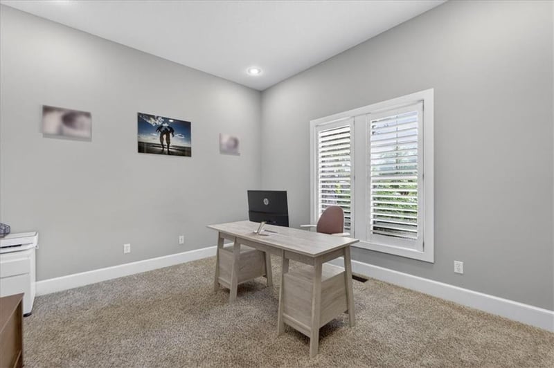 15933 Ballentine St, Overland Park, KS 66062