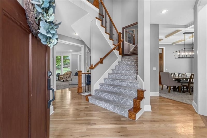 15933 Ballentine St, Overland Park, KS 66062
