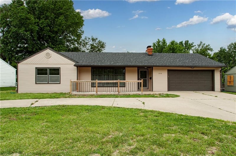 3710 S Sterling Ave, Independence, MO 64052