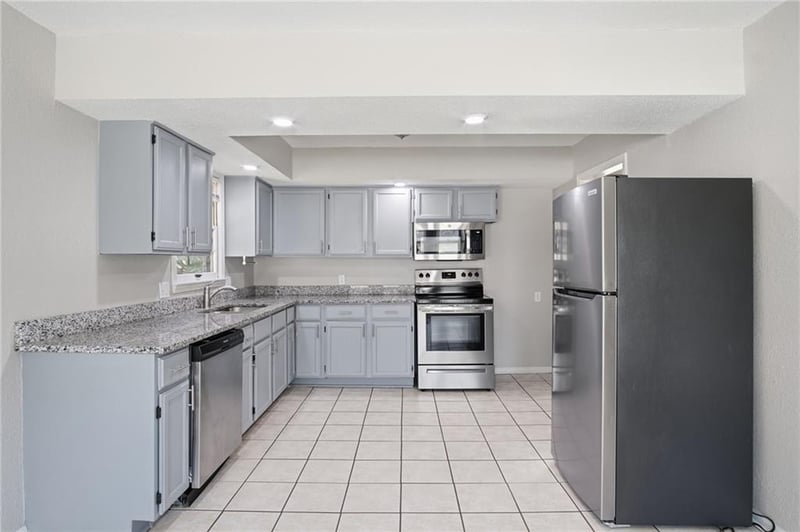 11401 E 61st Ter, Raytown, MO 64133