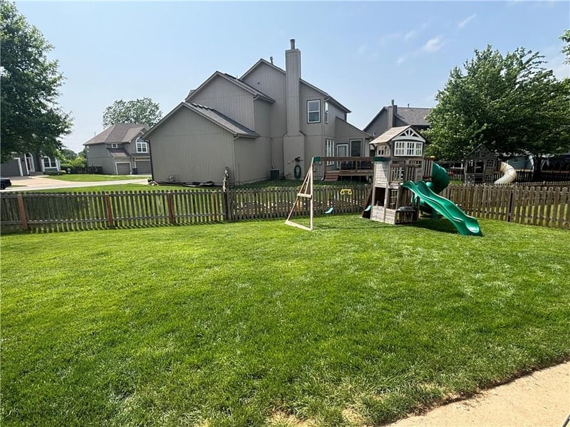 15480 Gallery St, Olathe, KS 66062