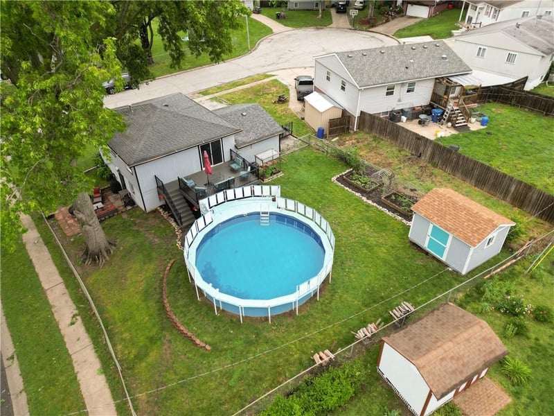 611 N Aztec Pl, Independence, MO 64056