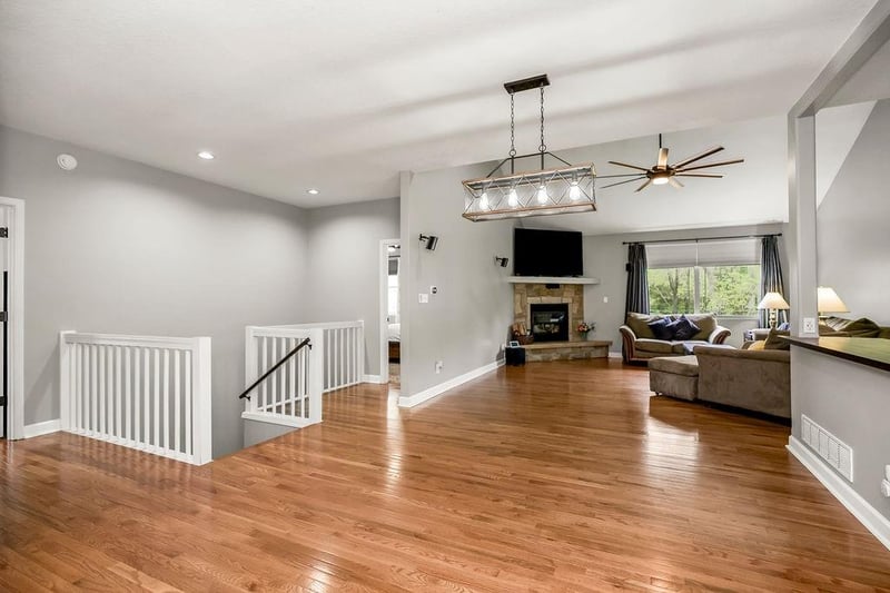 3651 Tonganoxie Rd, Leavenworth, KS 66048