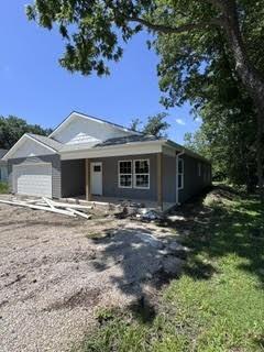 906 Monroe St, Lyndon, KS 66451