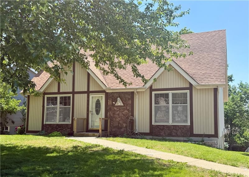 6718 Brink St, Kansas City, MO 64152