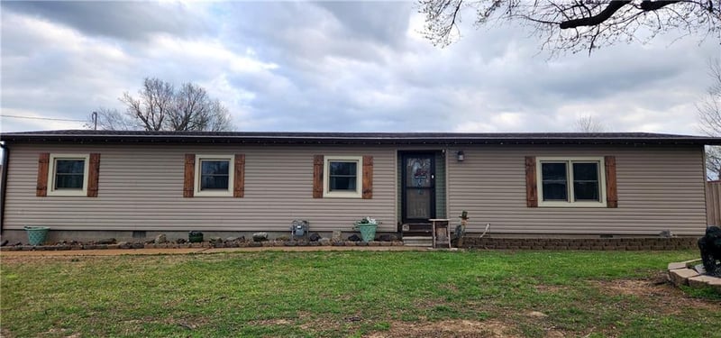 702 Oak St, Weir, KS 66781