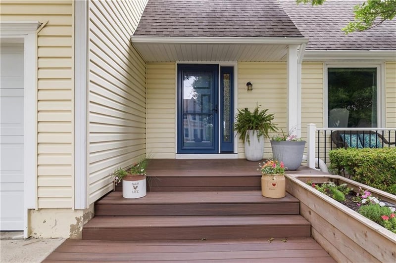 626 Mahaffie St, Olathe, KS 66061