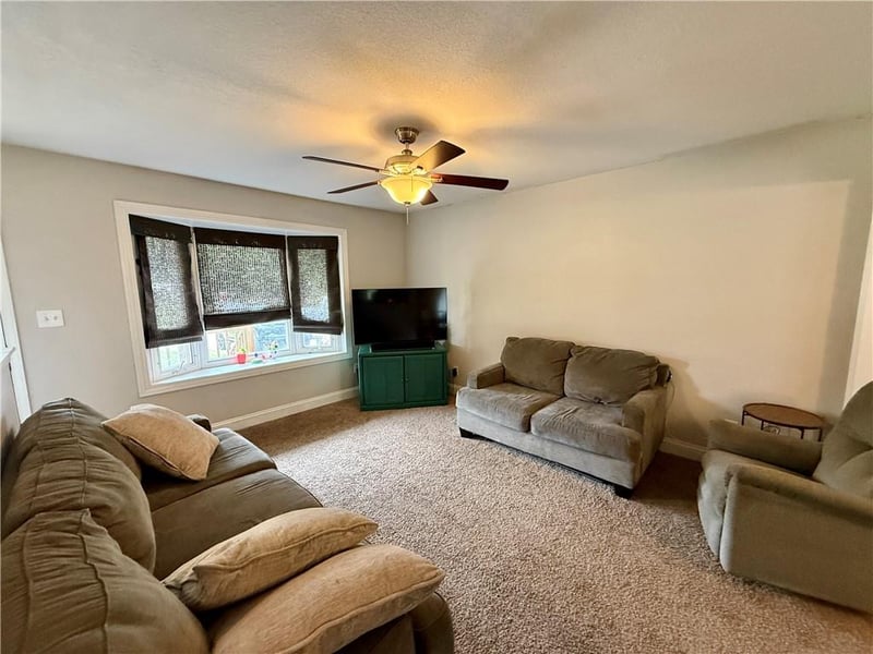 505 11th St, Ottawa, KS 66067