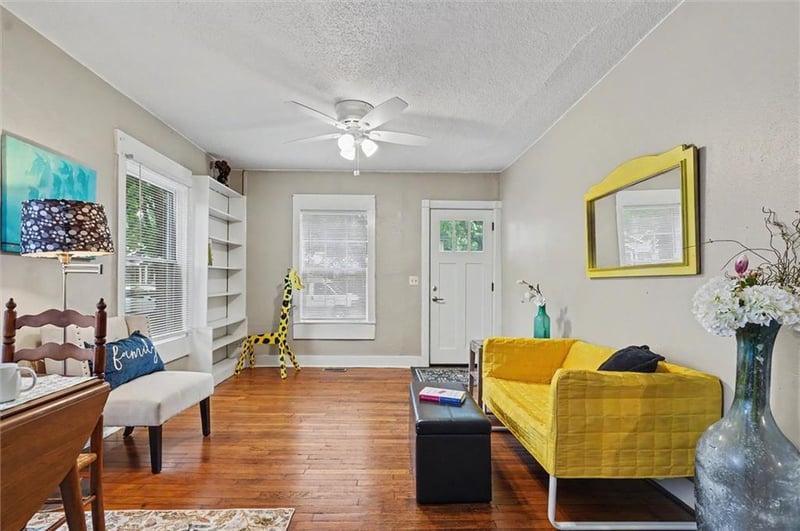 1118 Pennsylvania St, Lawrence, KS 66044